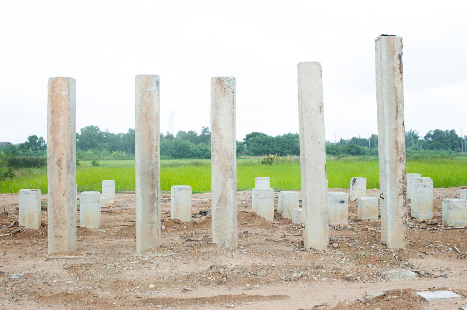Reinforced concrete pillars