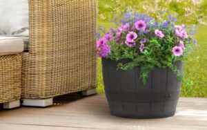 Tierra-Verda-Slate-Rubber-Barrel-Planter-2